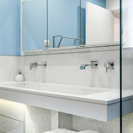 Dona Ana Beach With Amazing Sea Views *